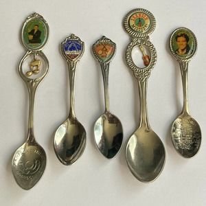Lot of 5 Vintage Collectible Souvenir Travel Spoons USA St Louis Missouri Opry